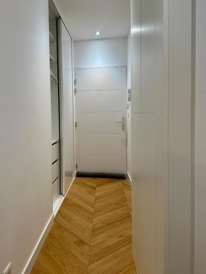 Bel Appartement Avec Parking Au Coeur De Reims Buitenkant foto